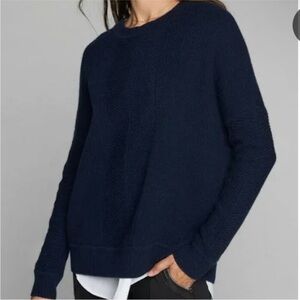 Athleta Crew Neck Wool Blend Size Small Navy Pullover Fisherman Apres Ski